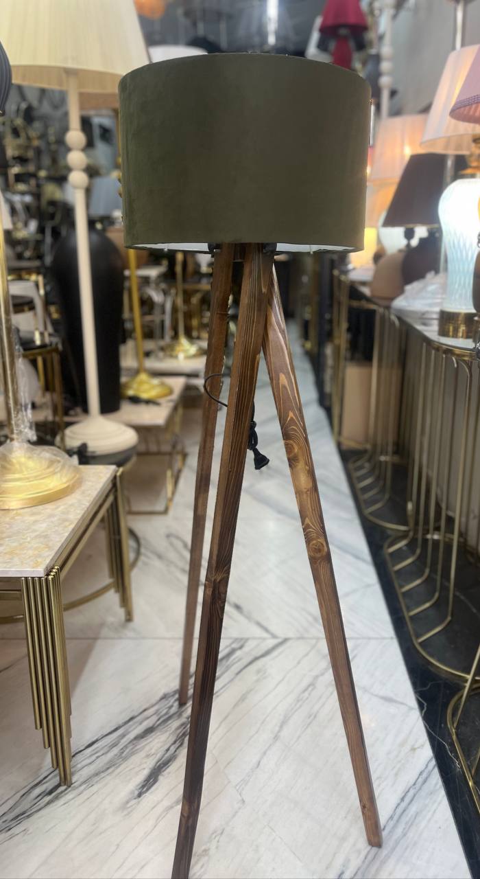 آباژور کنار سالنی چوبی مدرن سه پایه کد abj/127ch