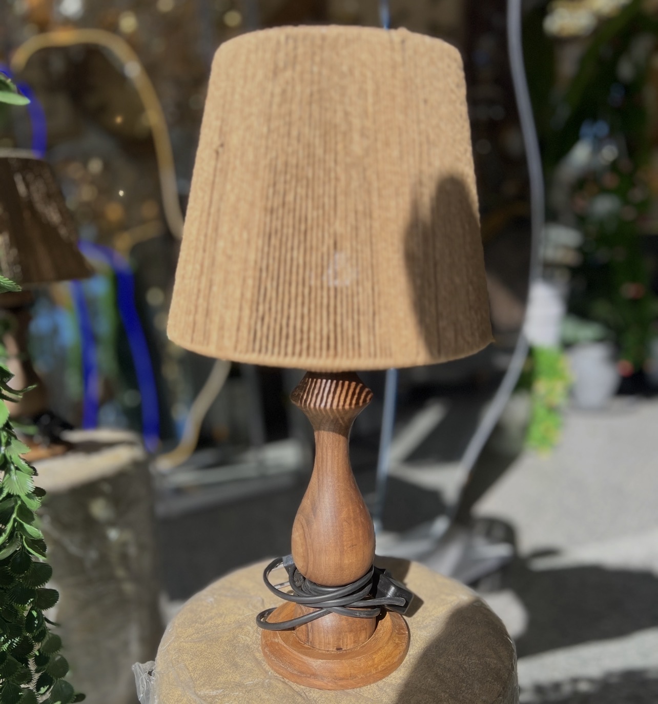 آباژور چوبی رومیزی مدل قطره کد ab40411/1b